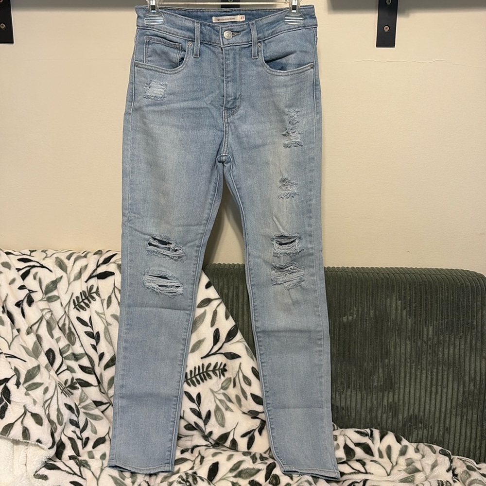 Levi’s 721 High Rise Skinny Jeans